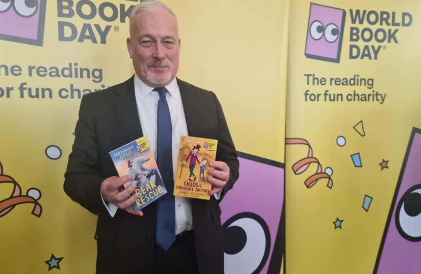 Richard Fuller MP celebrates World Book Day 2026