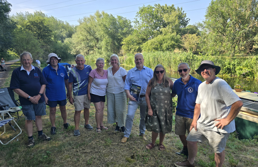 Richard Fuller MP with members of GOBA