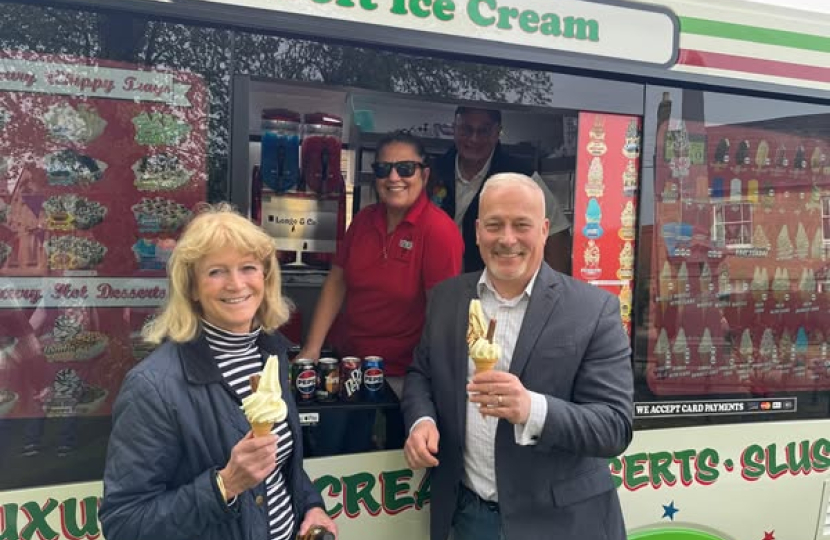 Richard Fuller with Alison Foster enjoying and ice cream at the Harrold Pit run