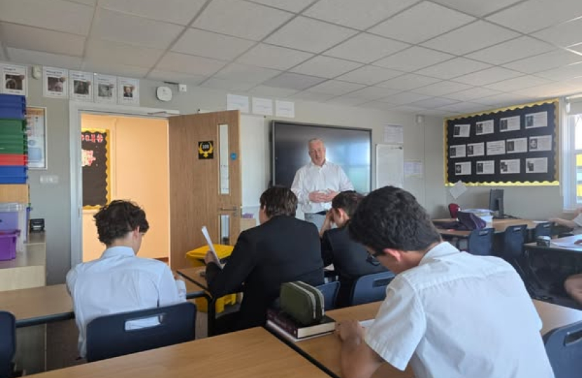 Richard Fuller MP addressing students at Sandy Secondary