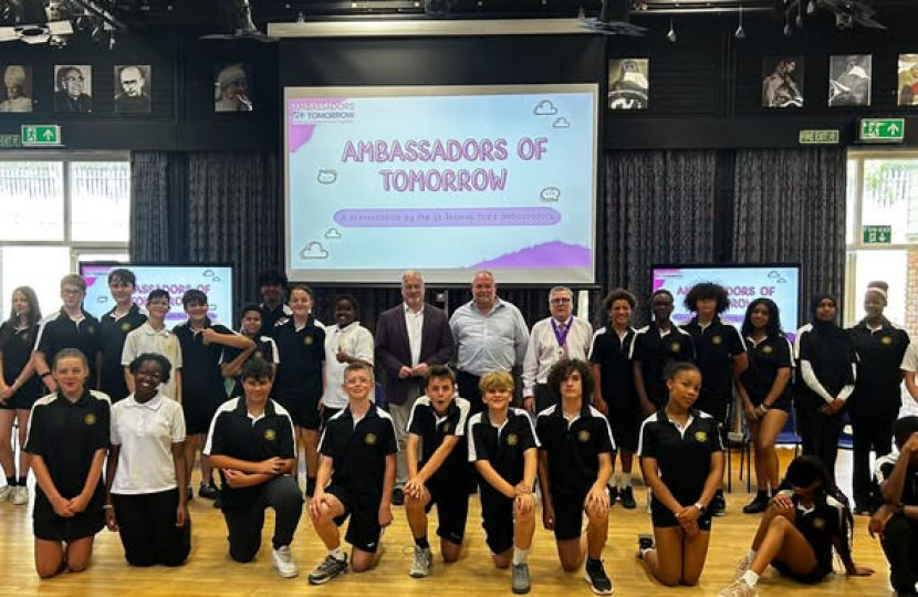 Richard Fuller MP with the students from the Ambassadors of Tomorrow programme