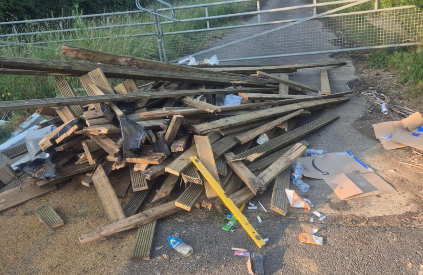 fly tipping image