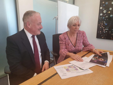 Richard with Secretary of State discussing broadband in NE BEds