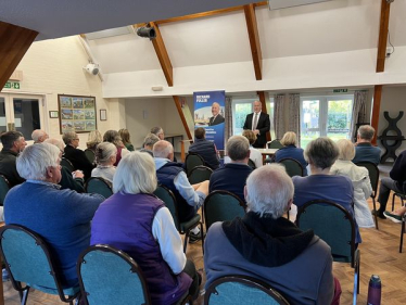 Richard addressing residents at Keysoe Town Hall