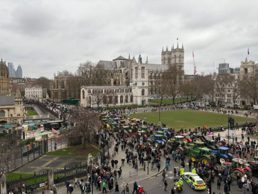 Image of tractor rally in Westminster on Wednesday 11 December