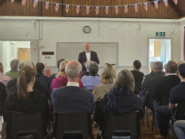 Richard Fuller MP addressing Broom Town Hall meeting