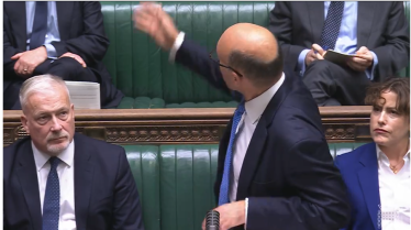 Richard Fuller on the front bench