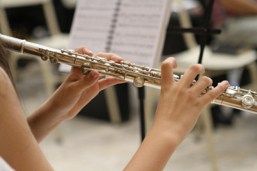 image of a flute player